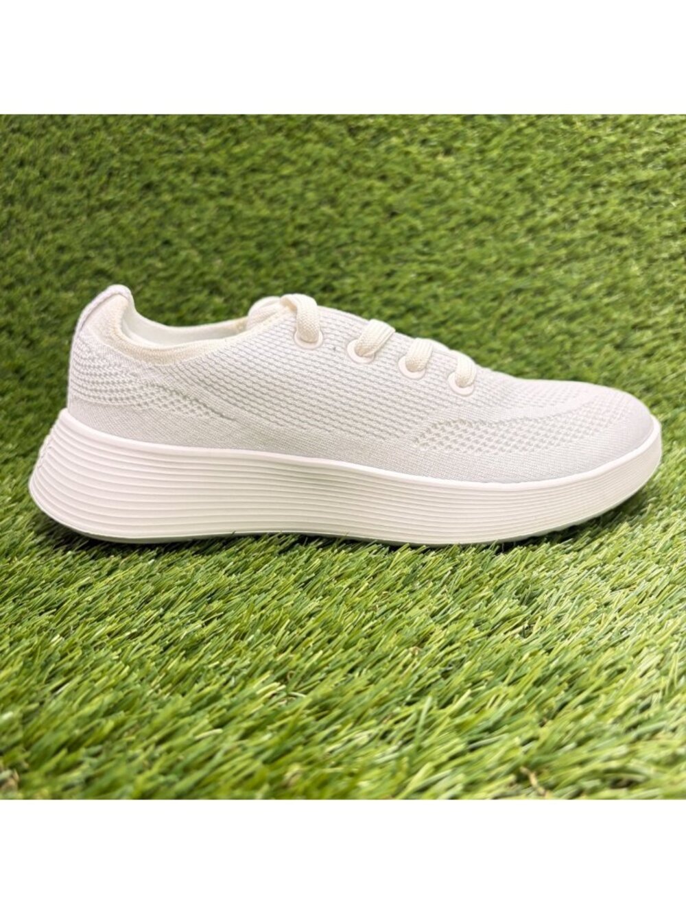 Allbirds Tree Runner Go Womens Size 7 White Athletic Running Shoes Sneakers